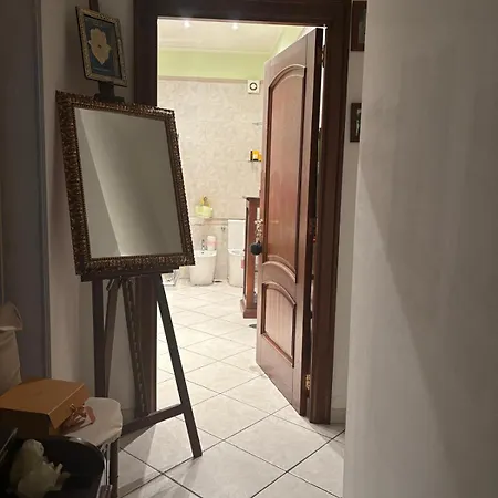 A Casa Di Ely 3* ナポリ